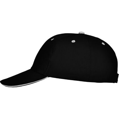 Черна шапка с контрастен ръб С311-3