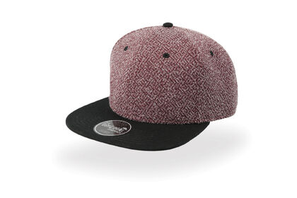 Модерна шапка с плоска козирка червено на черно С3346-3